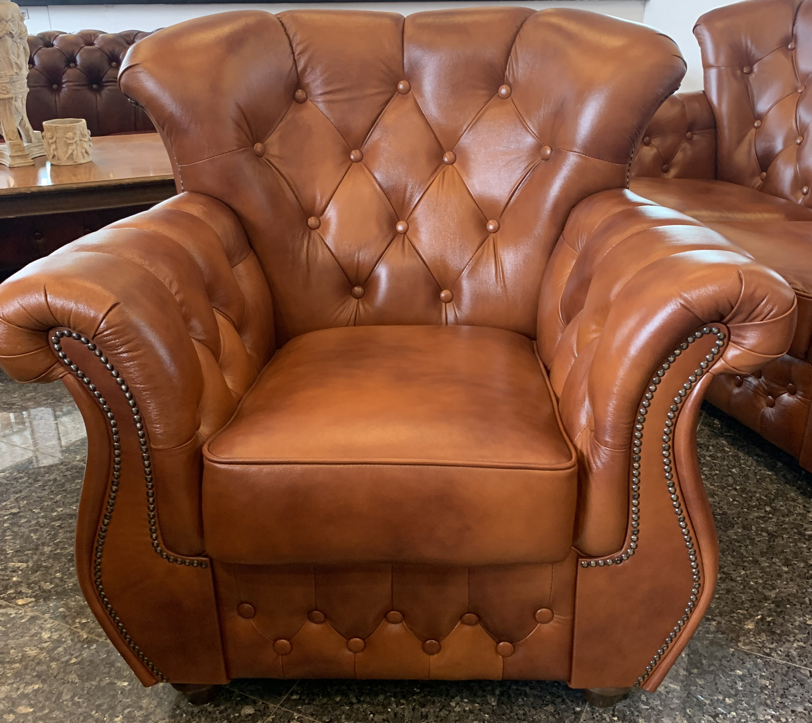 Chesterfield Monk fotel Whisky C12