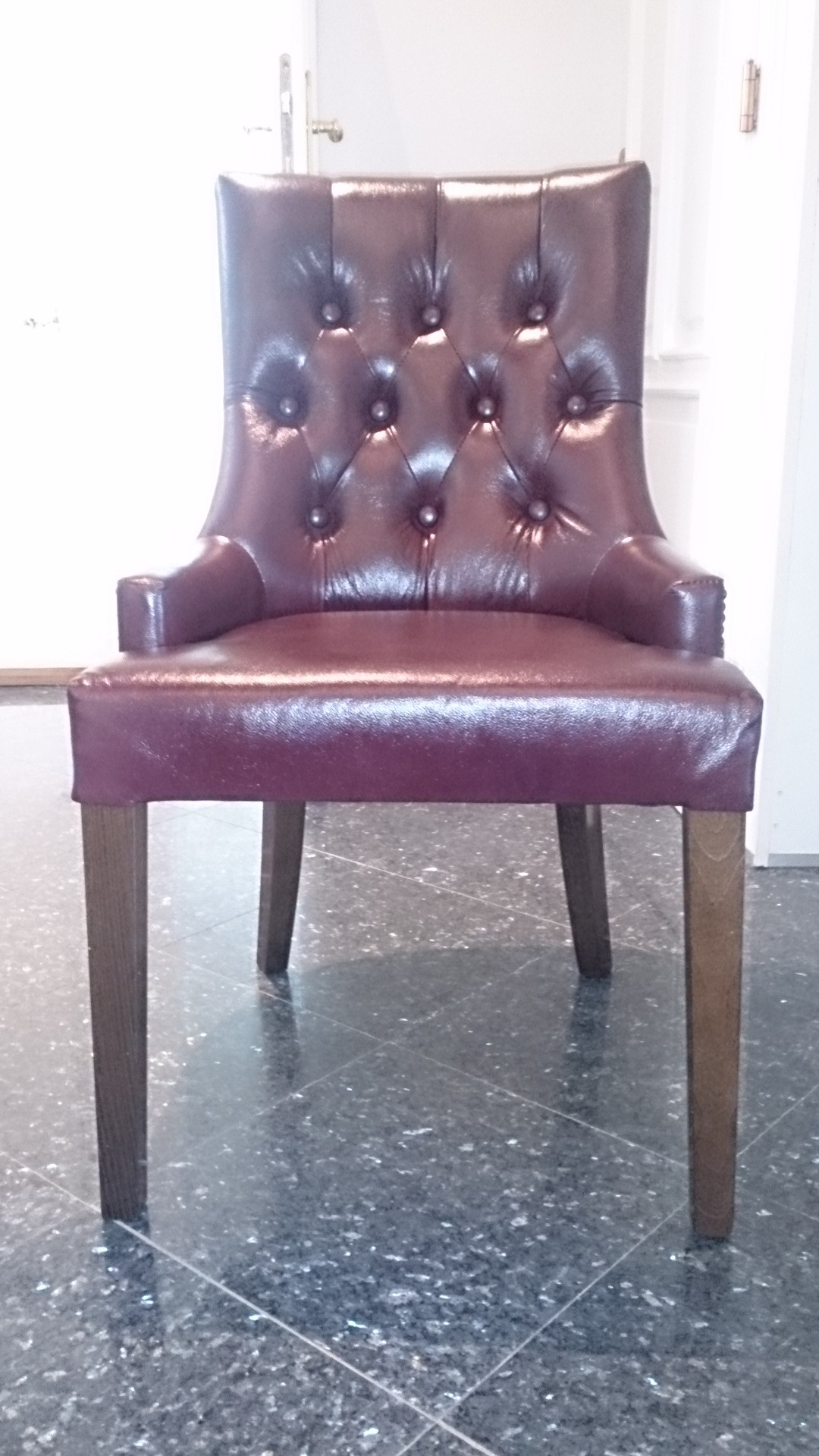 Chesterfield Cosmo irodai szék antikbordó Bruttó ár: 190.500 Ft